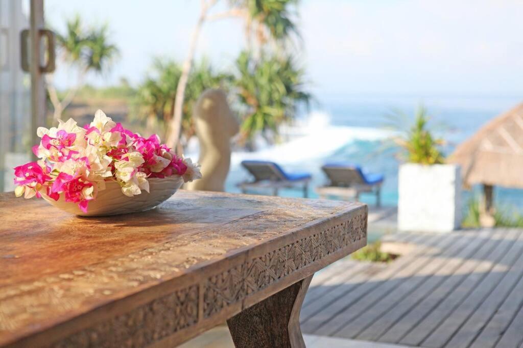 Villa Lumba Lumba - Oceanfront & Spectacular View! Nusa Lembongan  Ngoại thất bức ảnh